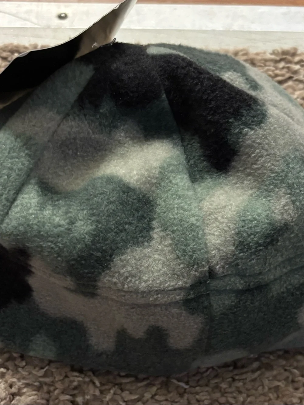 Hurley NWT Unisex Youth Green Camo Fleece Beanie